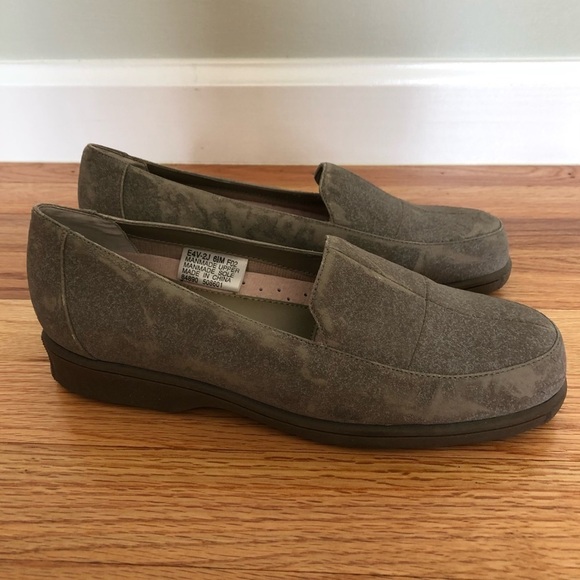 Mushrooms Slip On Loafers Grey 6.5 - Picture 1 of 9
